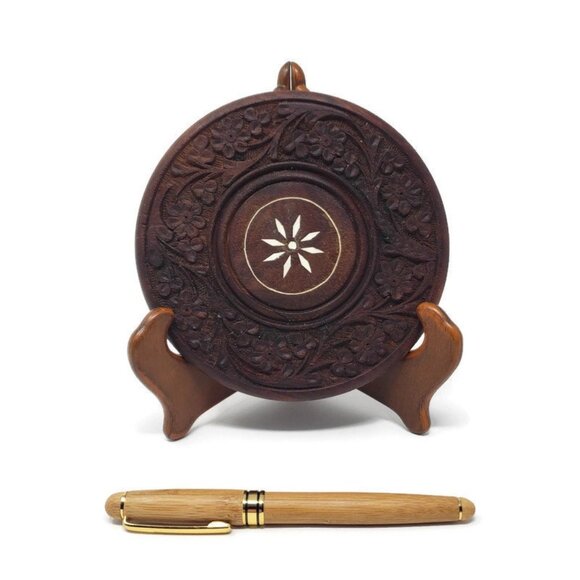 Hand-Carved Round Wooden Trivet w Floral Design White Inlay Vintage Boho Dining - Picture 2 of 9